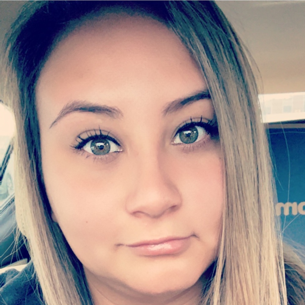 Meet your Posher, Erica